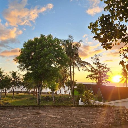 Ukcc Hotel Sabang  Buitenkant foto