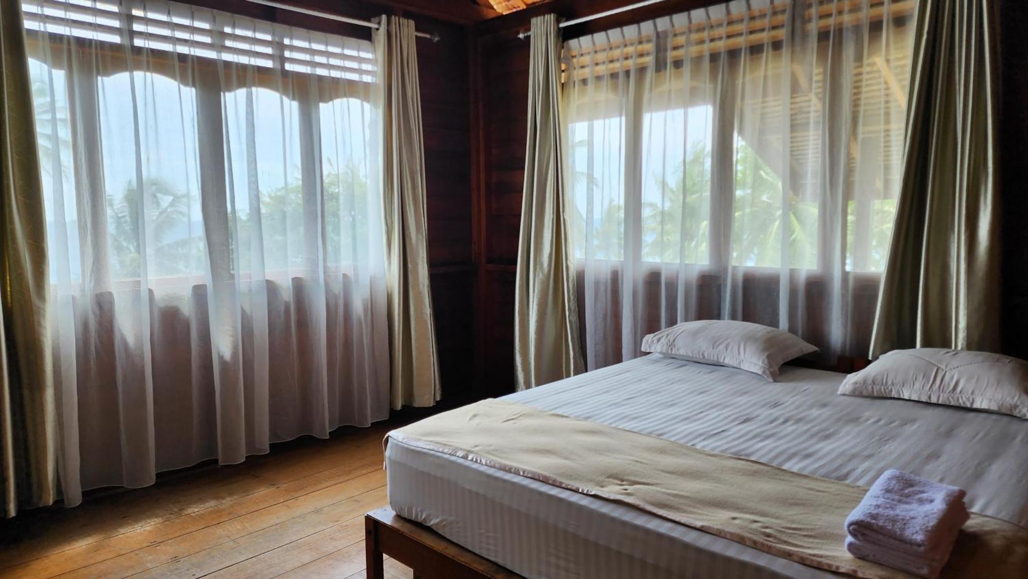 Ukcc Hotel Sabang  Buitenkant foto